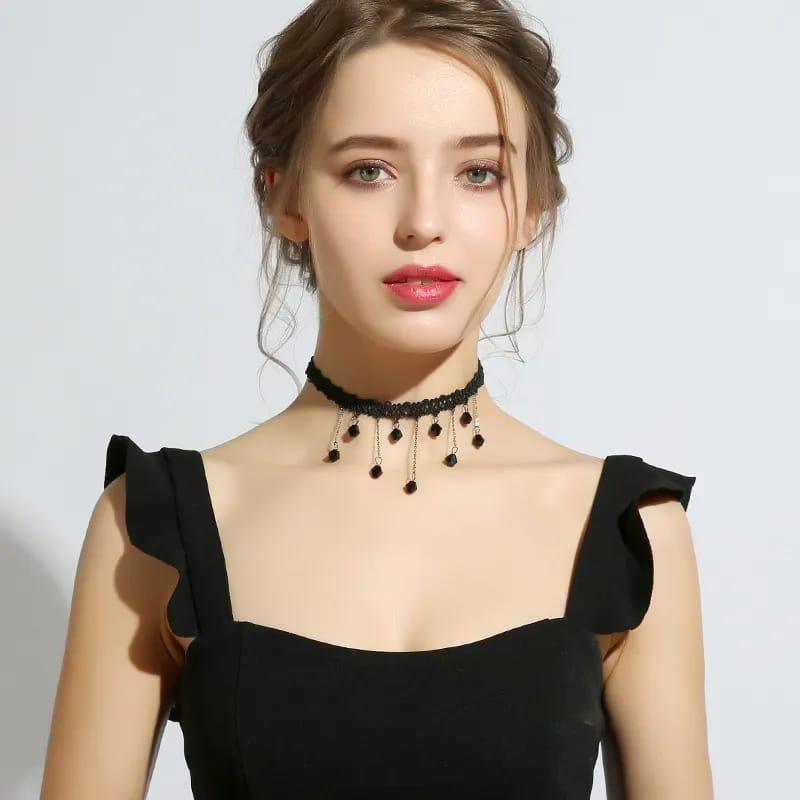 Elagant Black Lace Choker - Hazaaz.com